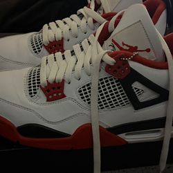 Jordan 4 Retro OG Fire Red