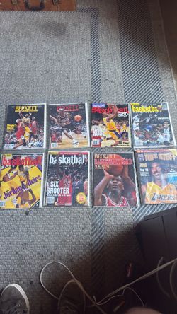 Kobe and Jordan and magic  Beckett magazines 40$ each