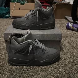 Air Jordan 4 Wet Cement Size 6.5y 