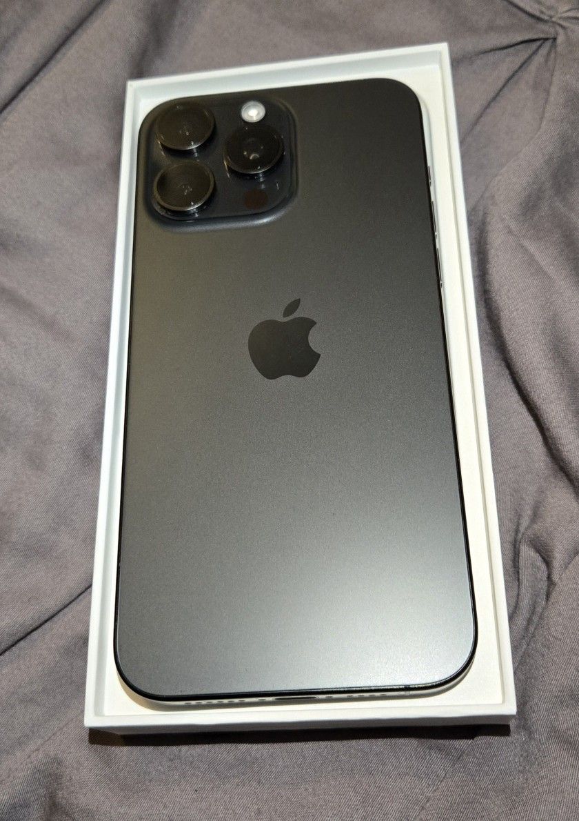 IPHONE 15 PRO MAX UNLOCKED