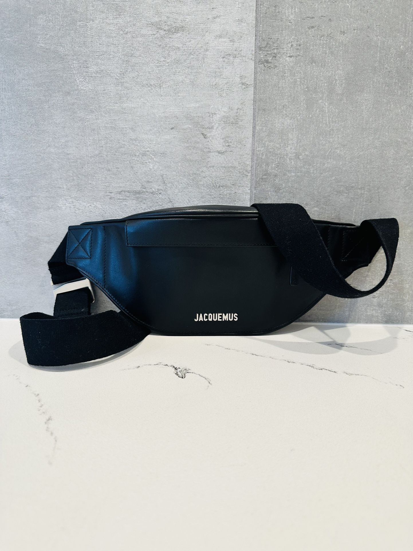 Jacquemus Belt Bag (New, With Authenticity Tag)