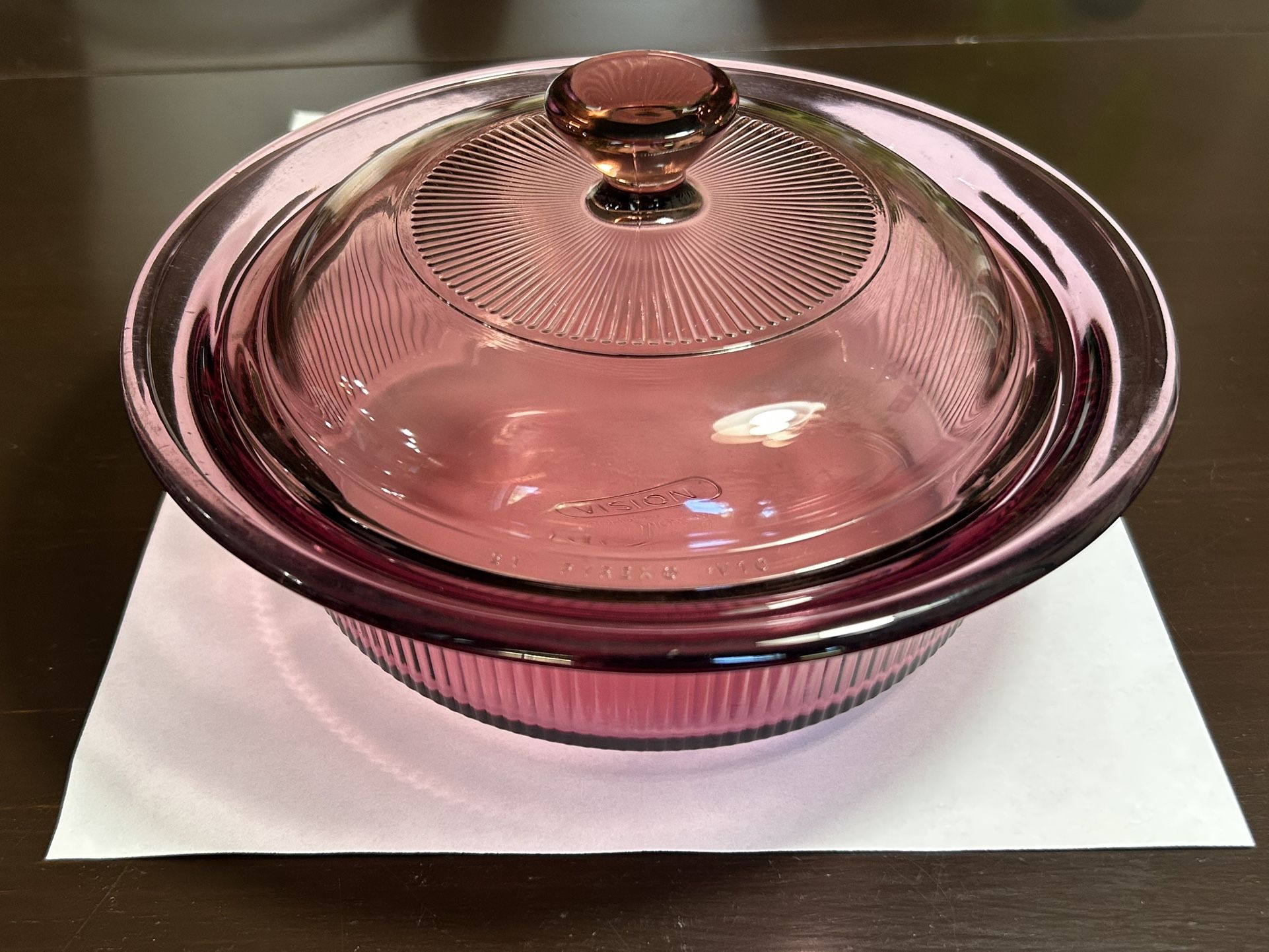 Corning Vision Ware, Cranberry V-30-B 24oz Round Casserole. Pyrex Lid V-1-C