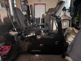 Recumbent bike Lifefitness R3