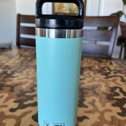YETI Rambler 18 oz Water Bottle 