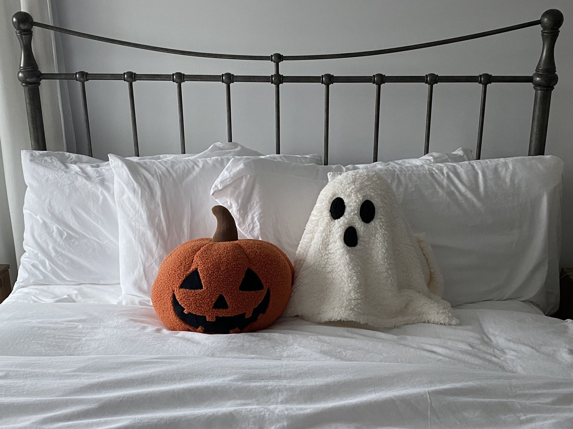 Halloween decor pumpkin and ghost pillows