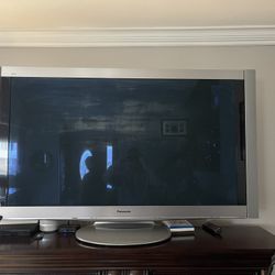 55’ Panasonic TV