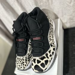 Air Jordan 8.5m.   129$