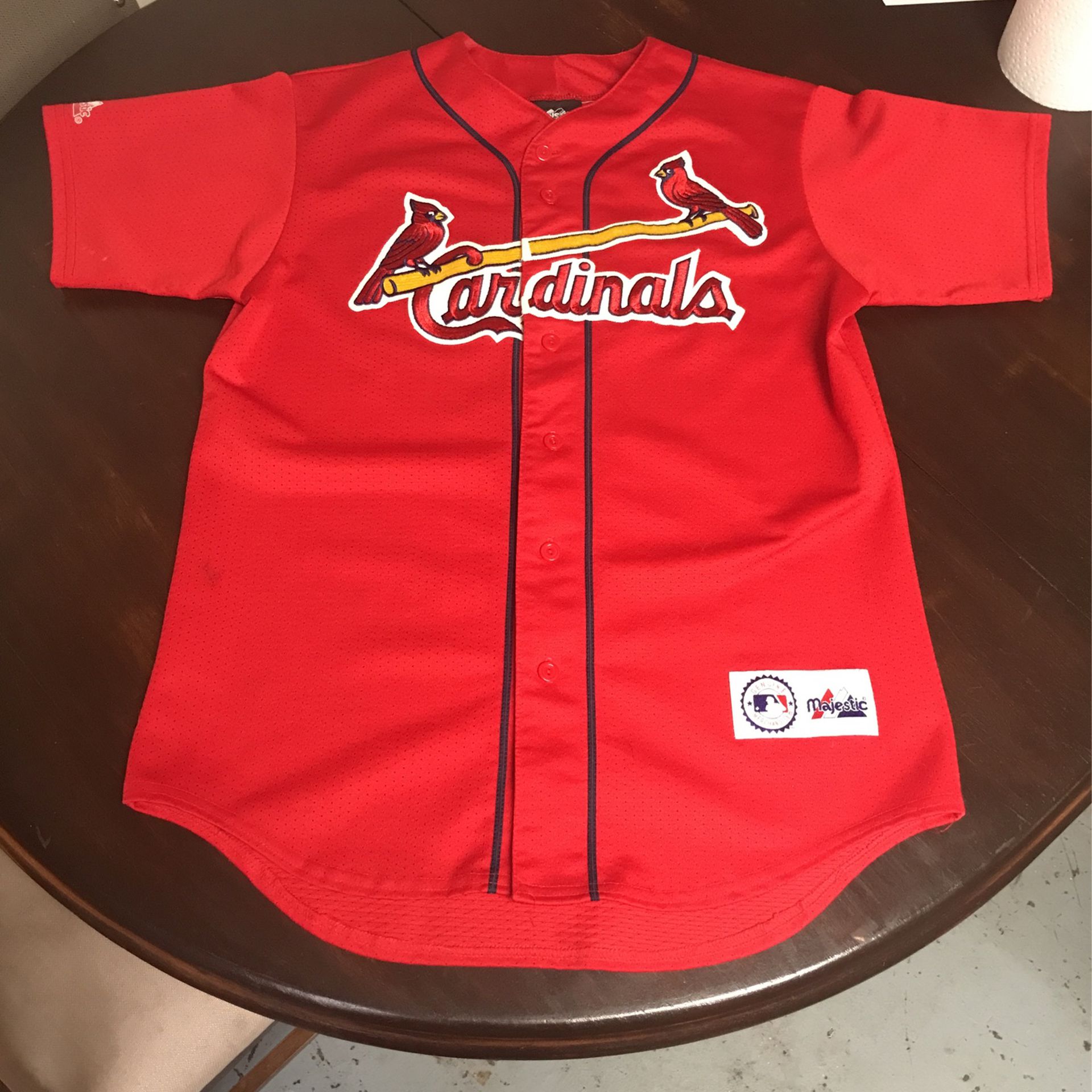 St. Louis Cardinals J.D. Drew Adult Medium Jersey for Sale in Saint  Charles, MO - OfferUp