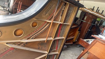 Piano Knabe