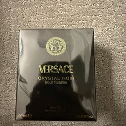 Versace Crystal Noir Women’s Perfume 