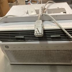 General Electric Window Air-conditioner