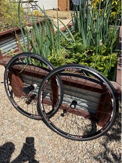 Wheelset by vuelta pro hand built