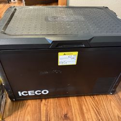 IceCo VL60 Pro S 12/24v 110-240V 63 Quart Fridge