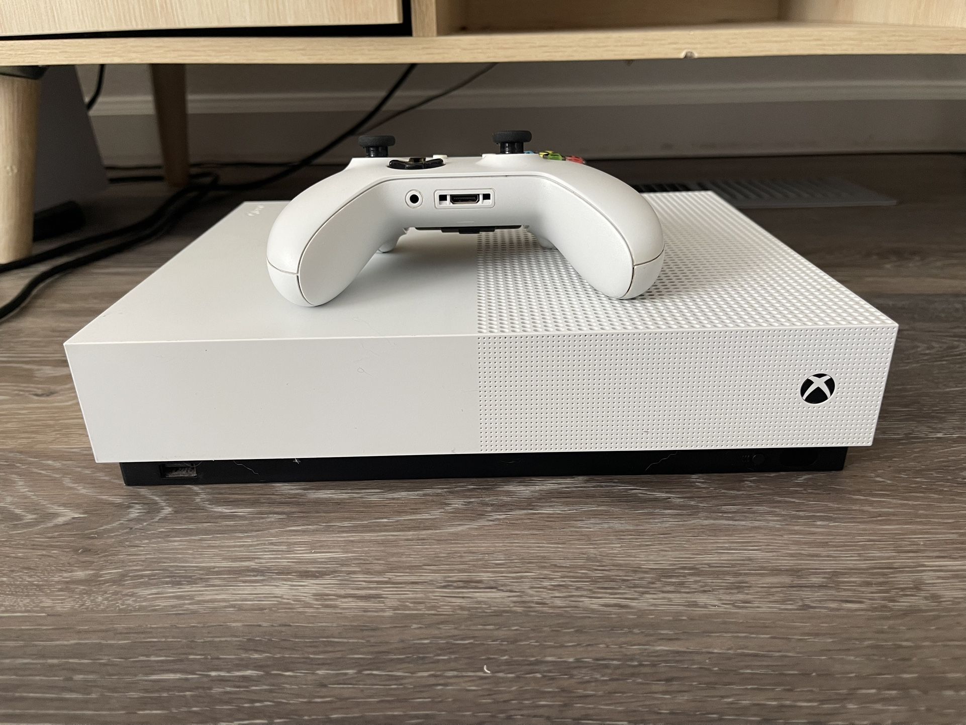 XBOX One S All Digital Edition