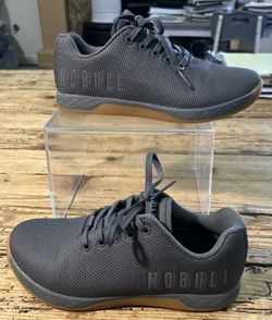 Nobull Women's Size 9 Dark Grey Gum Outwork Trainer Sneakers NWOB