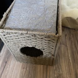 Handwoven Style Pet House