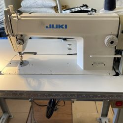 Juki Sewing Machine 