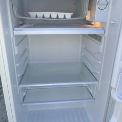 White Mini Fridge 