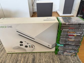 Xbox One 500gb + 23 Games