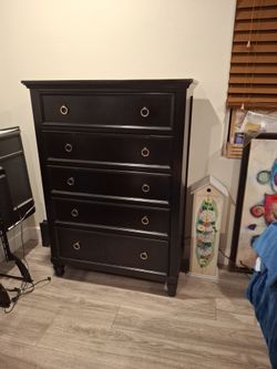 5 drawer dresser chest