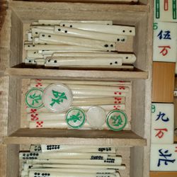 Antique Mahjong Game 