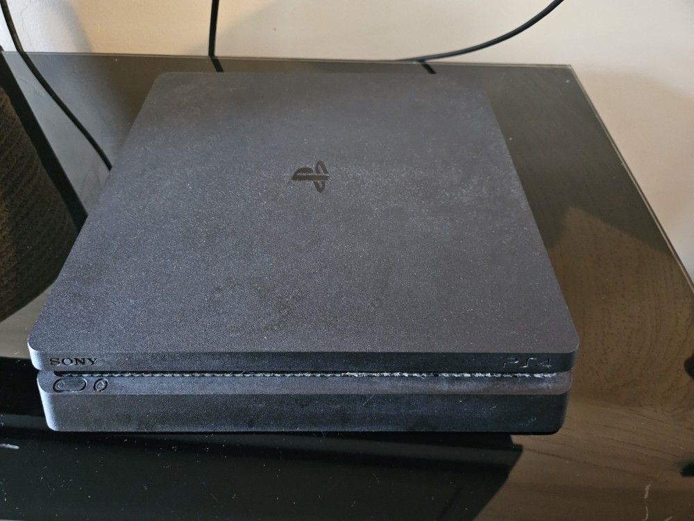 PS4