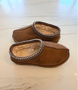 UGG Tasman Slippers