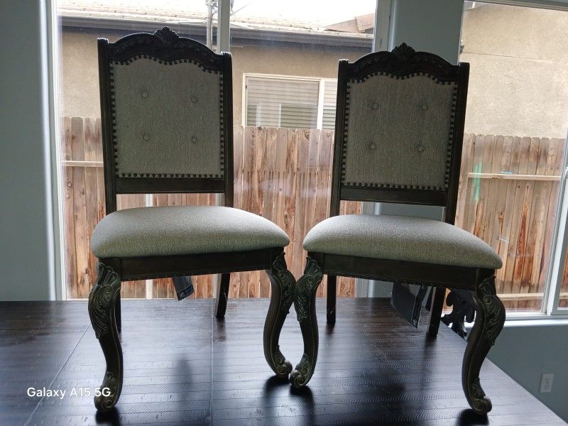 Dinning Room Chairs 1