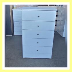 Five drawers dresser