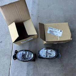 2003 To 2006  Mercedes R230 SL500 SL600 Left Side And Right Side Fog Light Lamp Light Assembly 