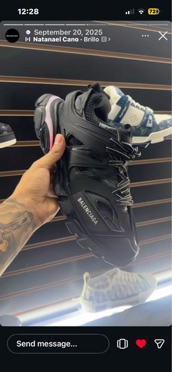 Shoes ( Balenciagas)