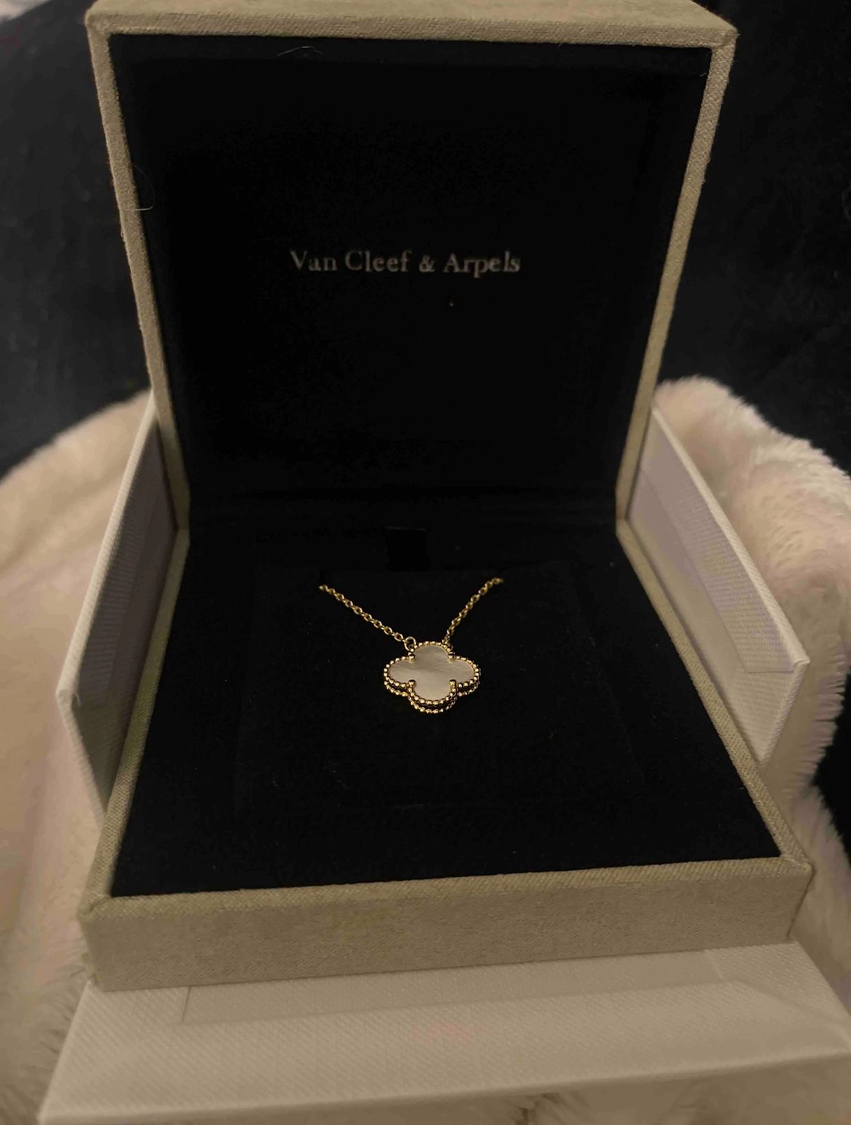 Vintage Van Cleef yellow gold necklace