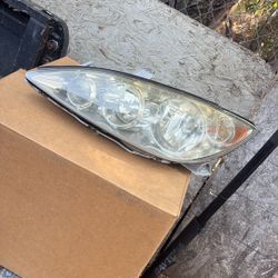 Toyota Camry Headlight 