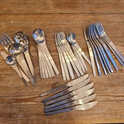 VERY RARE Dalia Spain Picasso Set