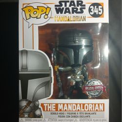 Star Wars "The Mandalorian" #345 Full Chrome Error Special Edition Exclusive Rare Funko Pop