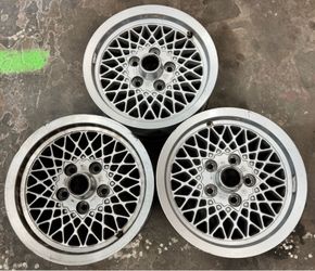 (3) 1992 to 1994 Jaguar XJS Wheels