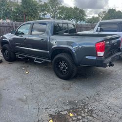 2016 Toyota Tacoma
