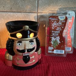 Nutcracker Tea Light Wax Warmer + 2 Wax Melt Cube Packs