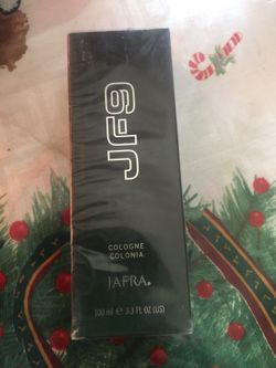 Perfume para hombre rico olor y buen regalo para esta navidad para alguien en especial