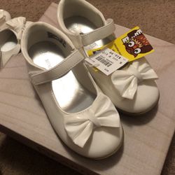 Girls dress shoes