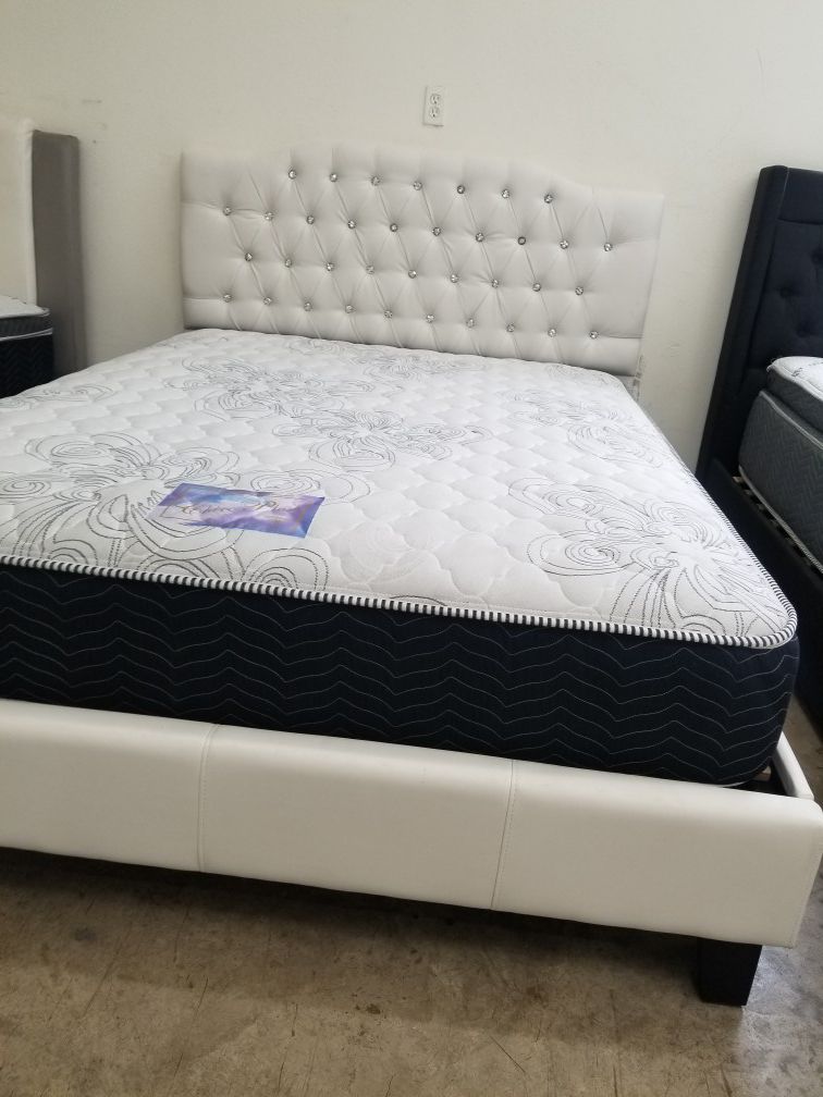 Queen bed with mattress included