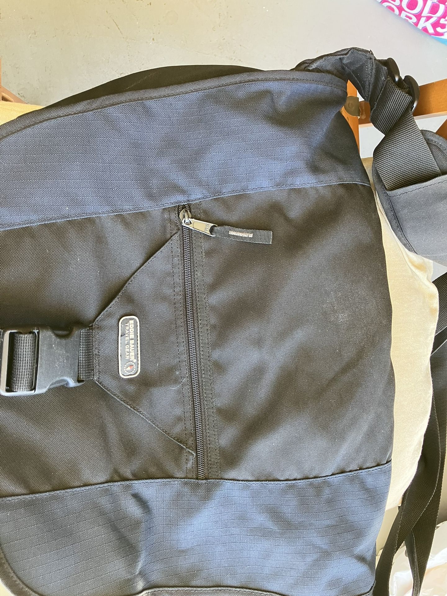 Laptop Bag 19 Inch Eddie Bauer Travel Gear