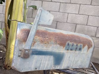 Vintage Galvanized Mail Box
