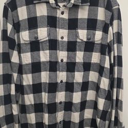 Checkered Long Sleeve w/ Folded Pockets Men's Size M