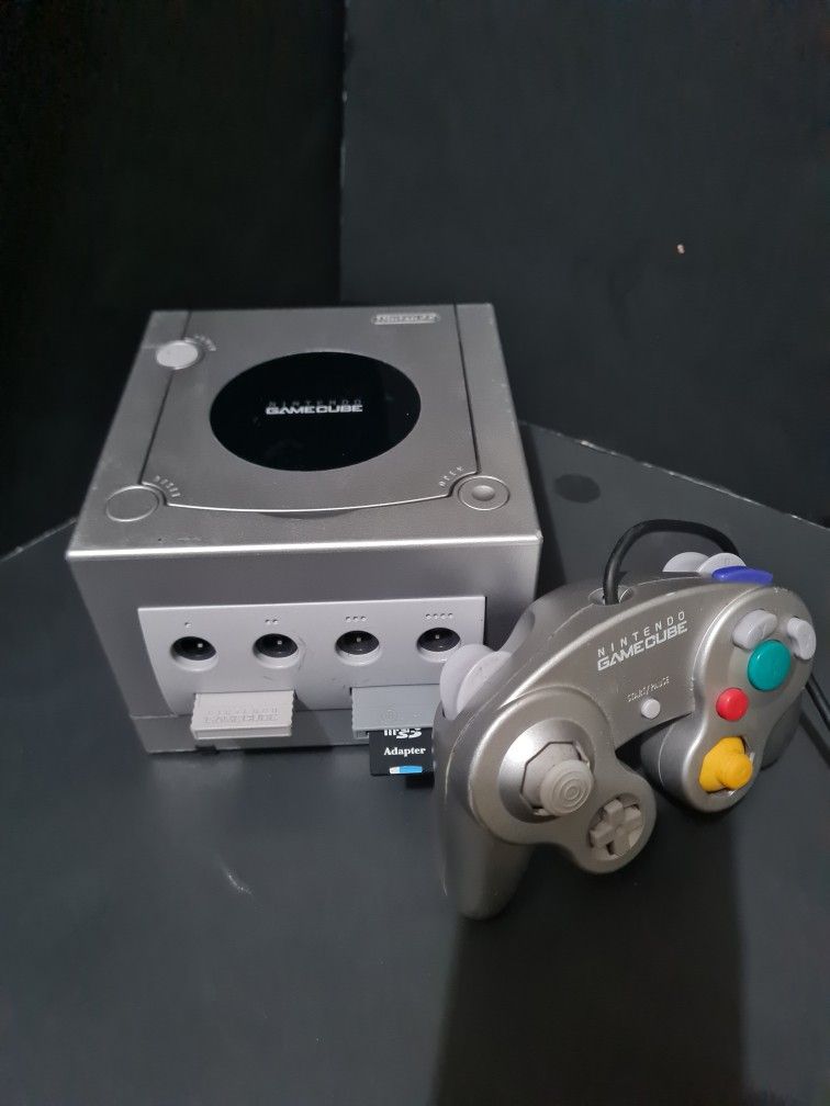 NINTENDO GAMECUBE SILVER HELLA GAMEZ