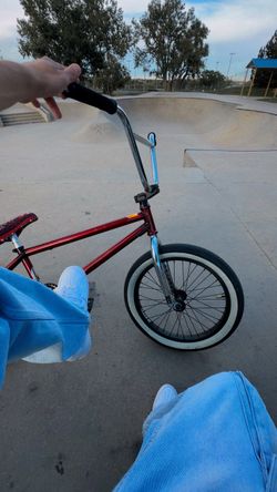 CUSTOM BMX