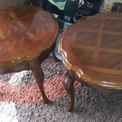 2 Side Tables