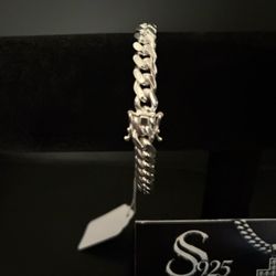 MIAMI CUBAN 8 INCH BOX CLASP STERLING SILVER