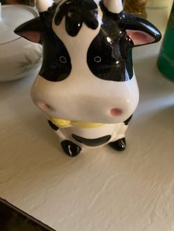 Salt pepper shakers
