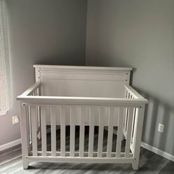 Baby Crib From Bye Bye Baby LIKE NEW NEVER USED